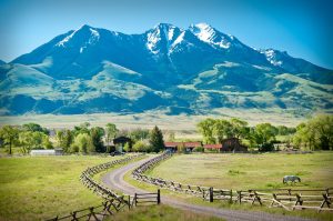 Emigrant, Montana